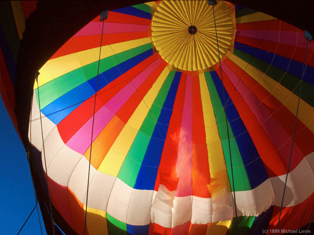 http://www.mikelevin.com/HotAirBalloon.jpg